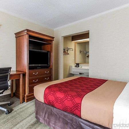 Econo Lodge Kernersville Buitenkant foto