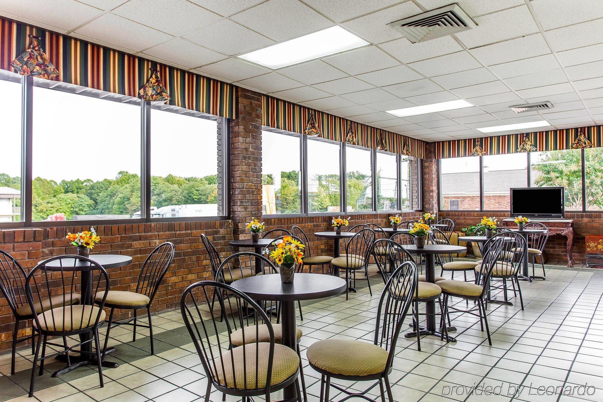 Econo Lodge Kernersville Buitenkant foto