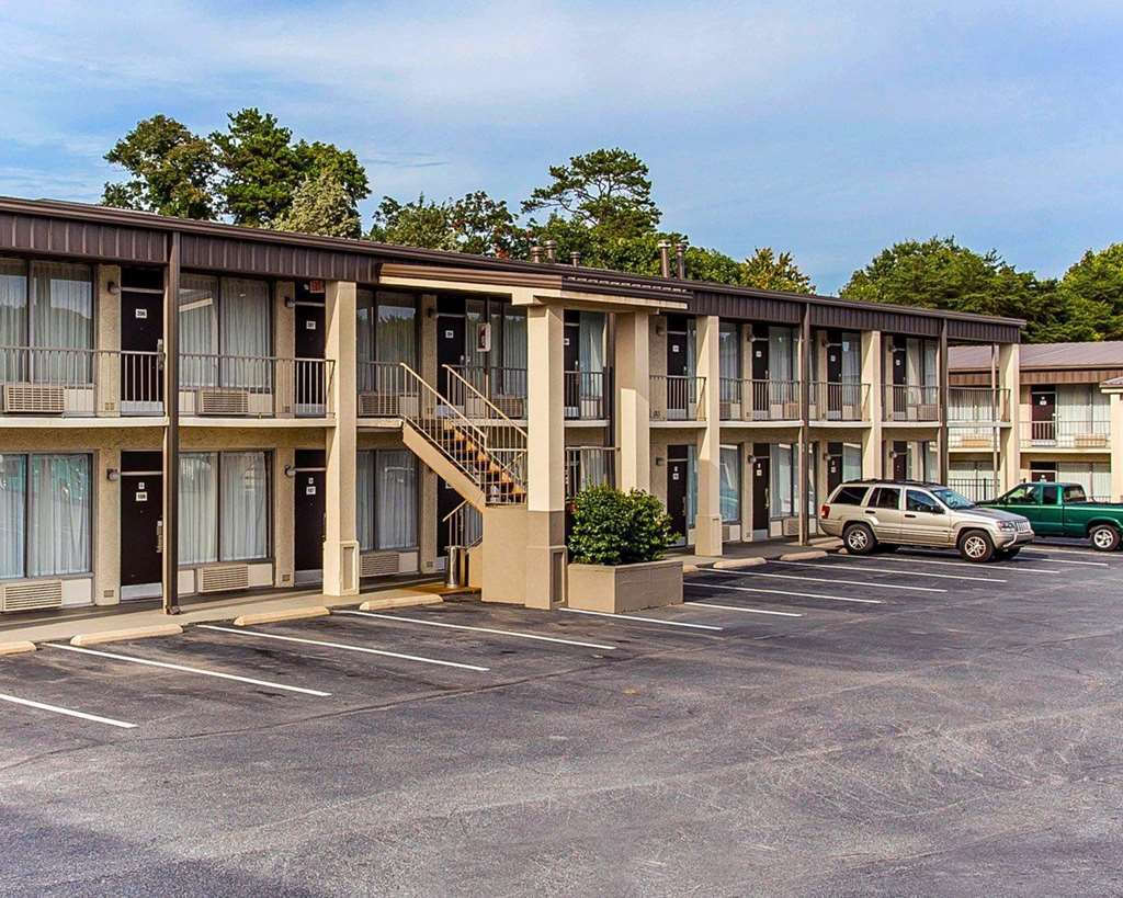 Econo Lodge Kernersville Buitenkant foto