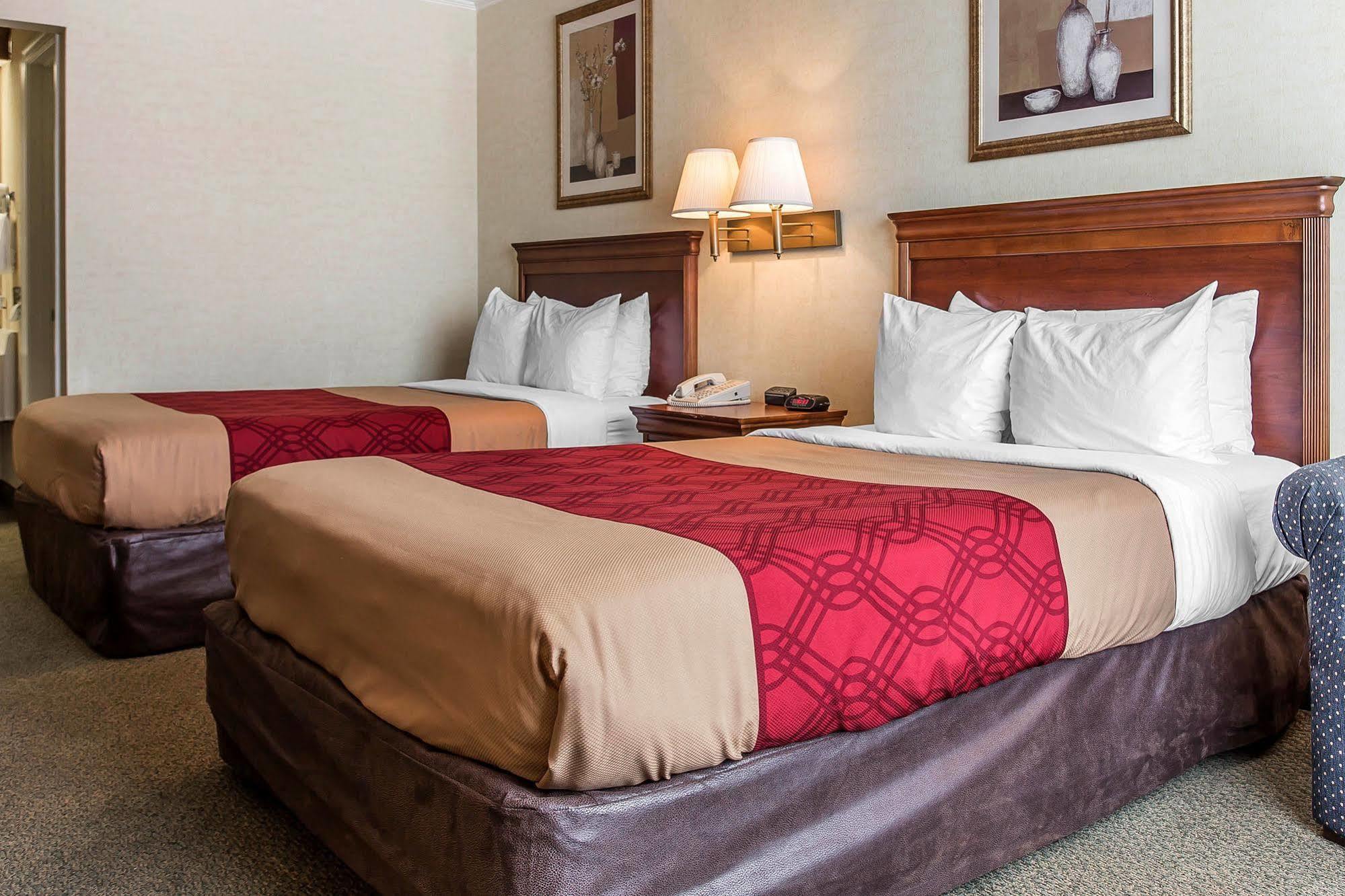 Econo Lodge Kernersville Buitenkant foto